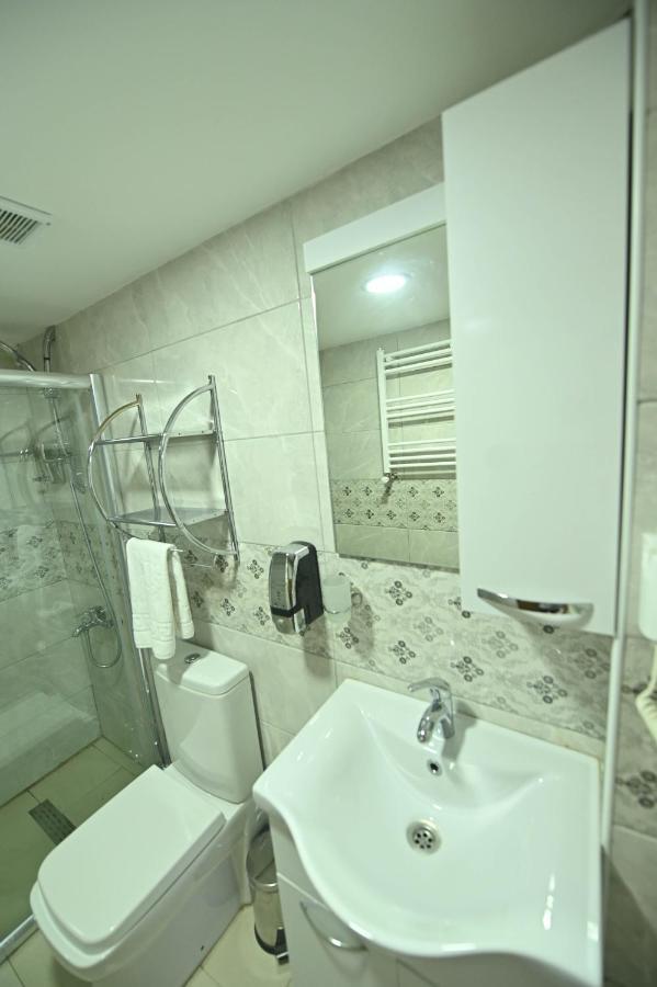 Safir Gold Hotel Istanbul Exterior photo